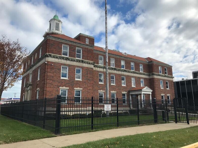 More Photos Of 301 Mount Elliott St, Detroit Office Residential For Sale