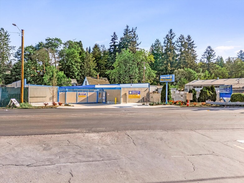 More Photos Of 5803 SE Johnson Creek Blvd, Portland Self Storage For Sale