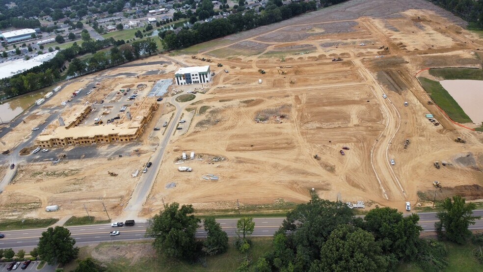 More Photos Of Stage @ Hwy 70, Bartlett Land For Lease