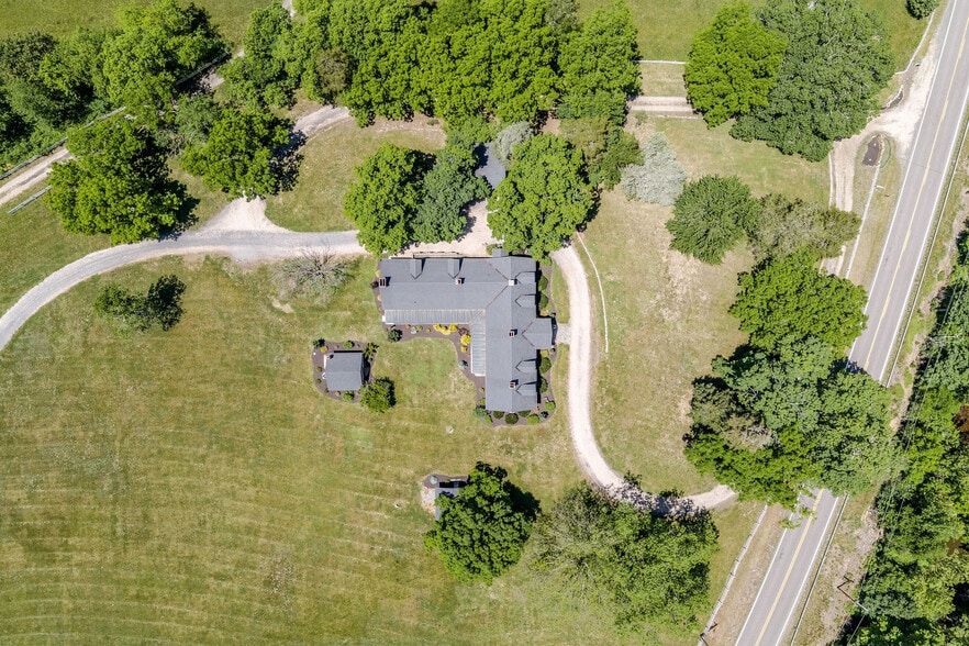 More Photos Of 4301 Longdale Furnace Rd, Clifton Forge Lodge Meeting Hall For Sale