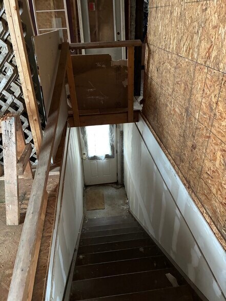 More Photos Of 959 N Main St, Grafton General Retail For Sale