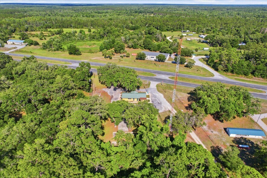 More Photos Of 18150 SE 72 Ave, Inglis Office For Sale