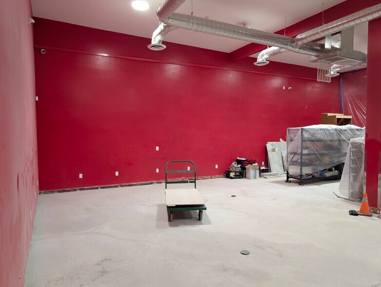 More Photos Of 1703 E Charleston Blvd, Las Vegas Freestanding For Sale