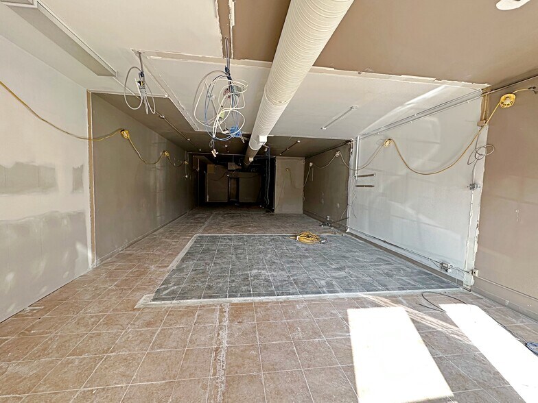 More Photos Of 9612 Franklin Av, Fort McMurray Freestanding For Lease