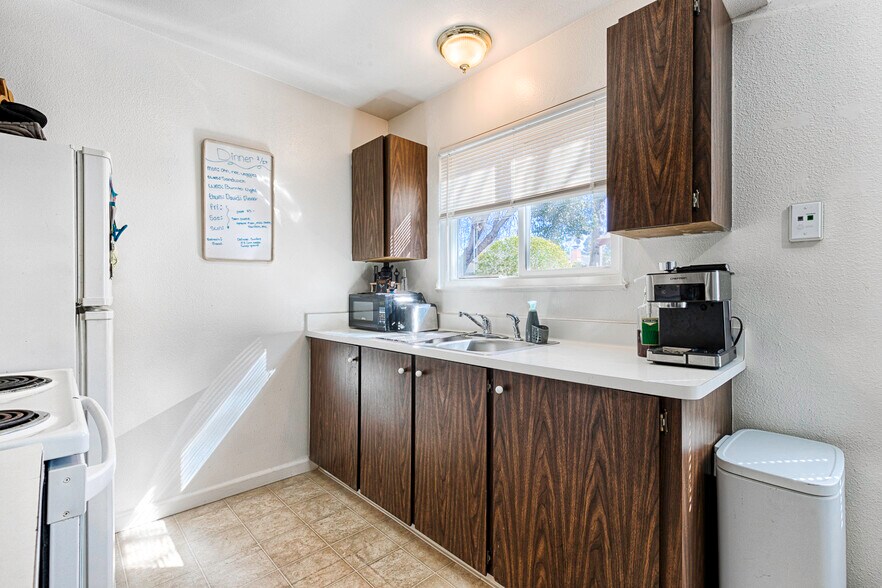 More Photos Of 7488 Bridgit Dr, Rohnert Park Apartments For Sale