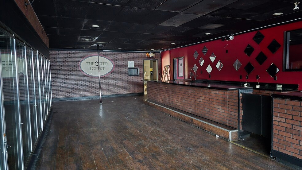 More Photos Of 1733 Piedmont Hwy, Piedmont Freestanding For Sale