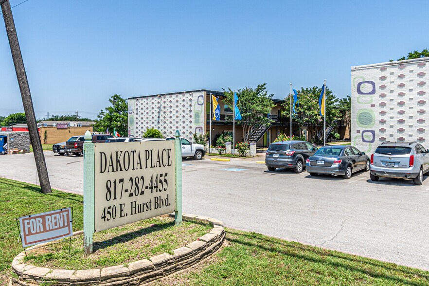 More Photos Of 450 E Hurst Blvd, Hurst Apartments For Sale