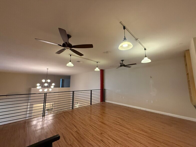 More Photos Of 33 E 4th Ave, San Mateo Office For Lease