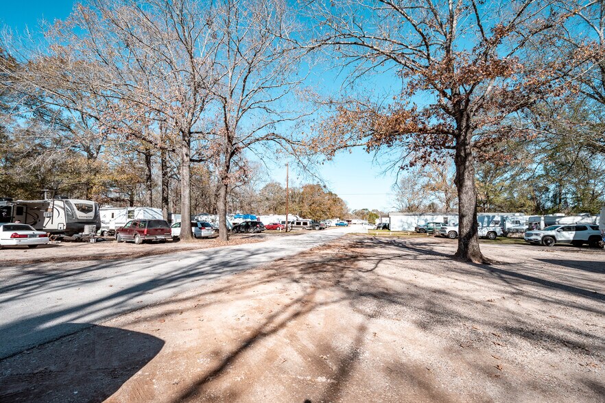 More Photos Of 19135 FM 1485, New Caney Trailer Camper Park For Sale