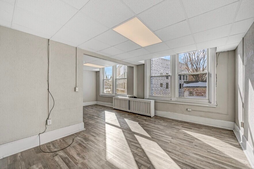 More Photos Of 310-312E Lackawanna Ave, Olyphant Apartments For Sale