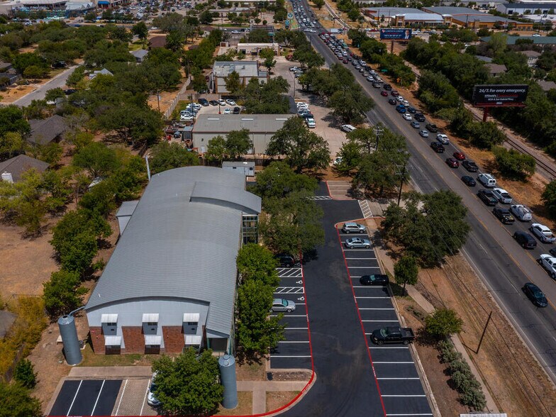 More Photos Of 1815 S Highway 183, Leander Office For Sale