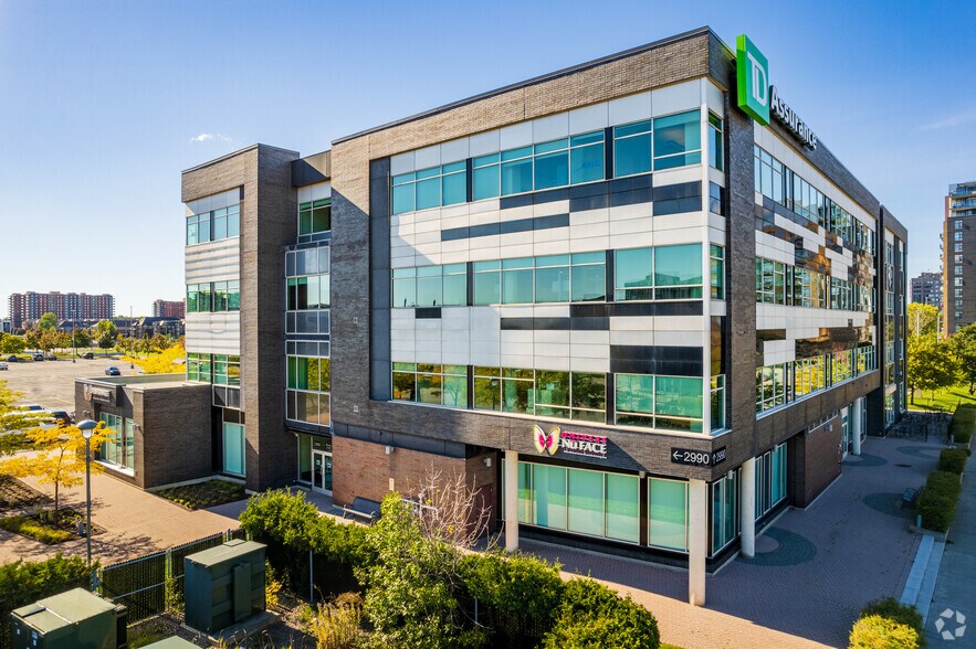 More Photos Of 2990 Av Pierre-Péladeau, Laval Office For Lease
