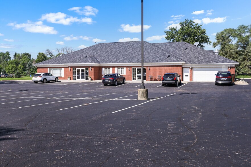 More Photos Of 16394 Glory Ln, Eden Prairie Funeral Home For Sale