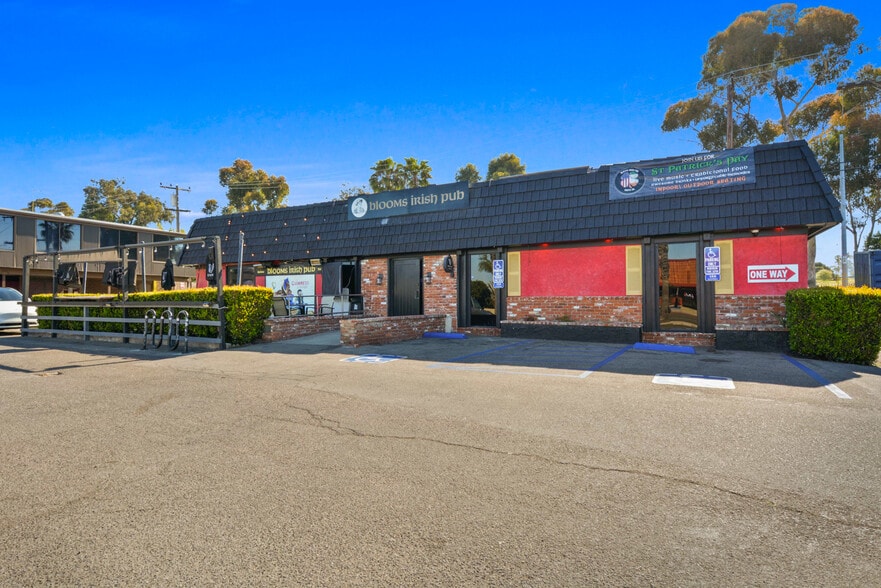 More Photos Of 2391 S El Camino Real, San Clemente Bar For Sale