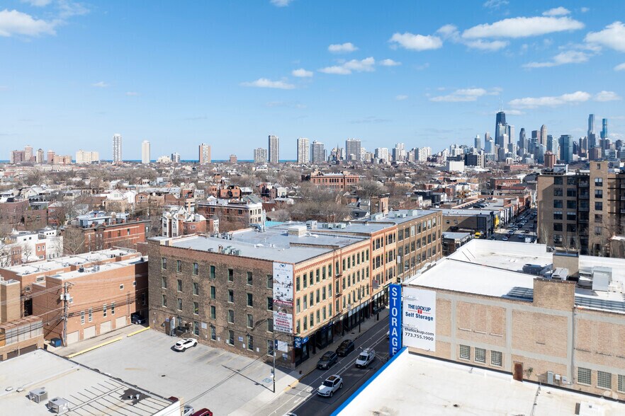 More Photos Of 1925 N Clybourn Ave, Chicago Loft Creative Space For Lease