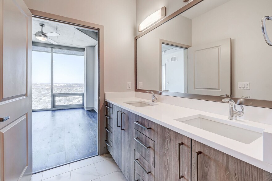 More Photos Of 6633 John Hickman Pky, Frisco Multifamily For Sale