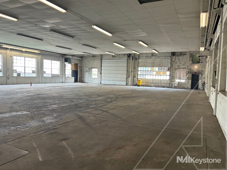 More Photos Of 1009 Brooke Blvd, Reading Auto Repair For Sale