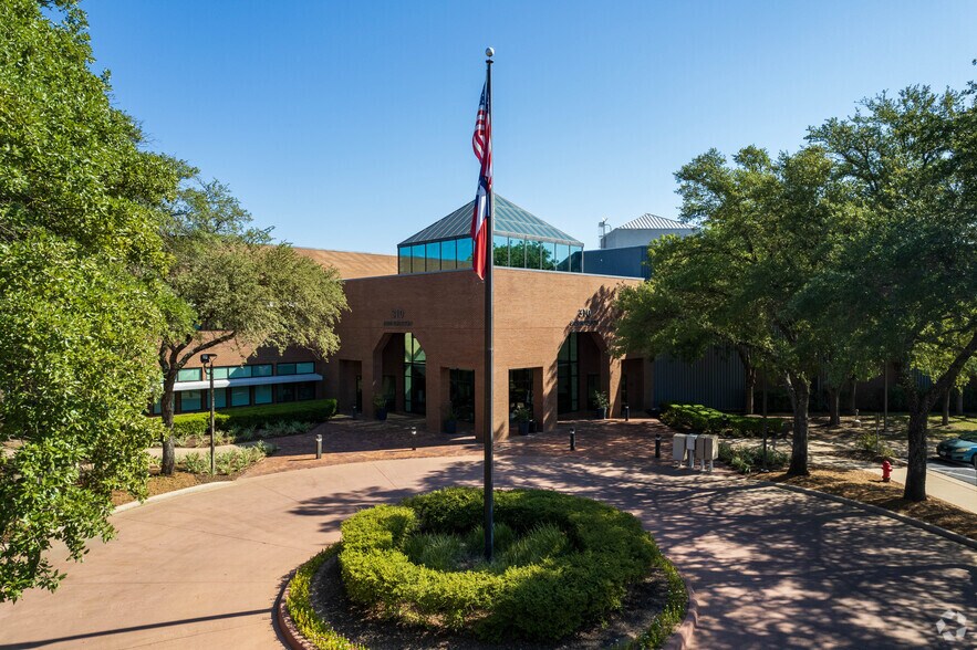 More Photos Of 6800 Burleson Rd, Austin Office For Lease