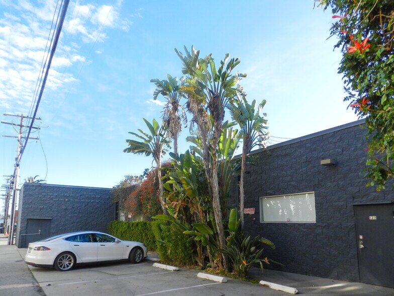 More Photos Of 1311 Broadway, Santa Monica Office For Lease