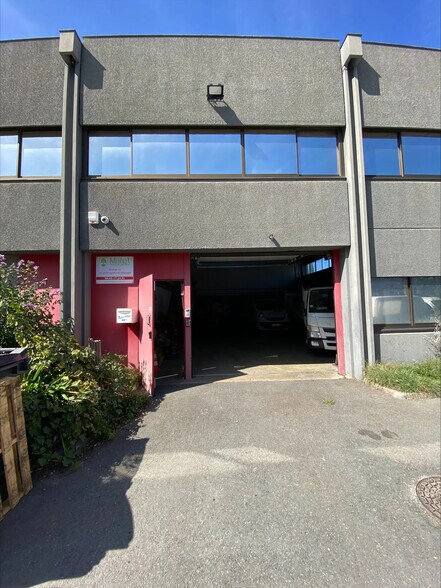 Primary Photo Of 20 Avenue Ariane, Mérignac Flex For Lease