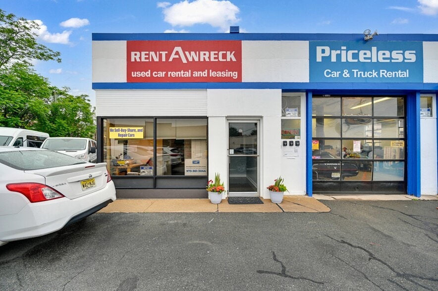 More Photos Of 33 N Morris St, Dover Auto Repair For Sale