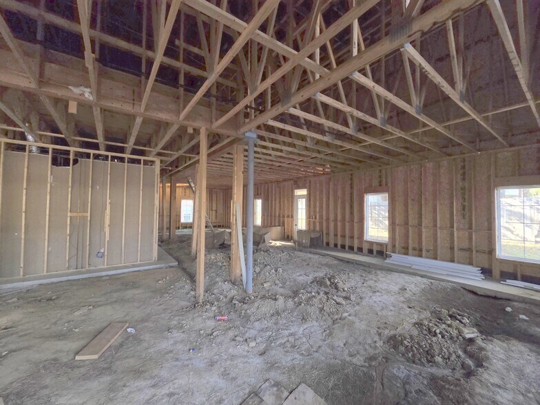 More Photos Of 6634 Summer Knoll Cv, Bartlett Office For Lease