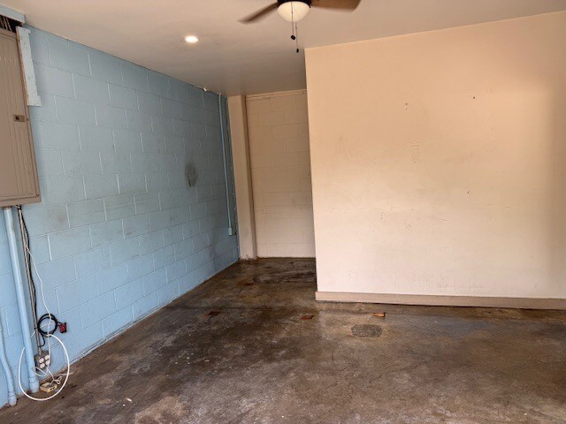 More Photos Of 724 S Nova Rd, Ormond Beach Service For Lease