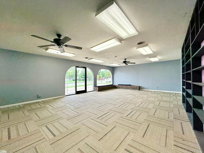 More Photos Of 630 W Cherry St, Chanute Land For Sale