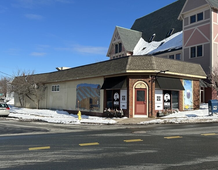 More Photos Of 76 Prospect St, Gloucester Freestanding For Sale