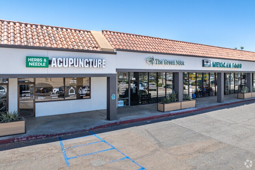 More Photos Of 2315-2375 Valley Pky E, Escondido Unknown For Lease