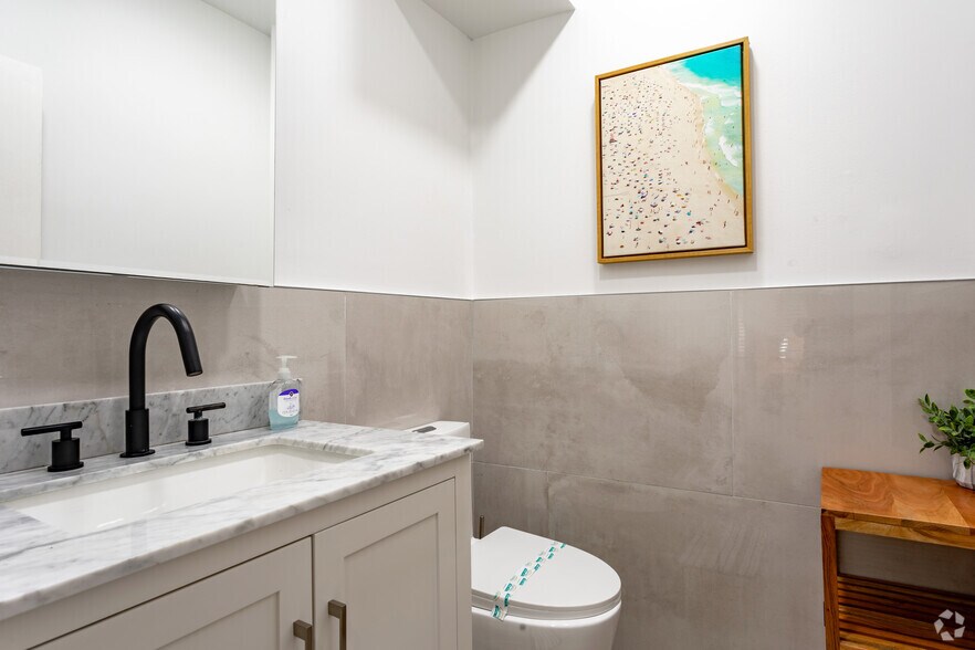 More Photos Of 2222 Spanish Trl, Delray Beach Apartments For Sale