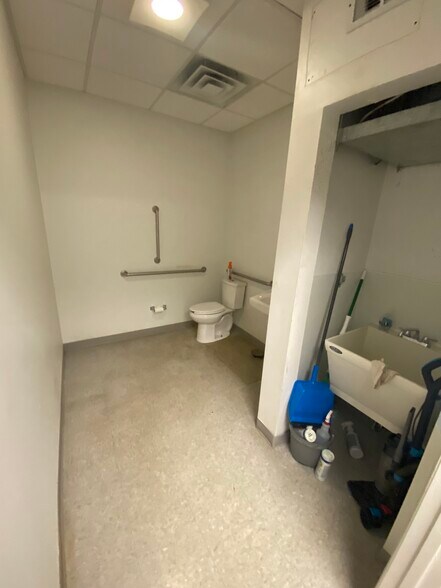 More Photos Of 9733 State Route 30, Irwin Storefront For Lease