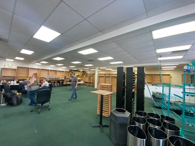 More Photos Of Rte 23 @ Rte 23 & Rte 322, New Holland Unknown For Lease