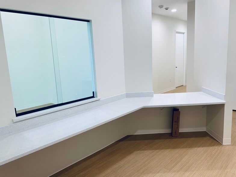 More Photos Of 1400 N Coit Rd, McKinney Medical For Lease