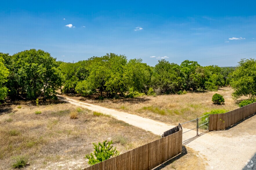 More Photos Of 18711 Interstate 35 N, Schertz Land For Sale