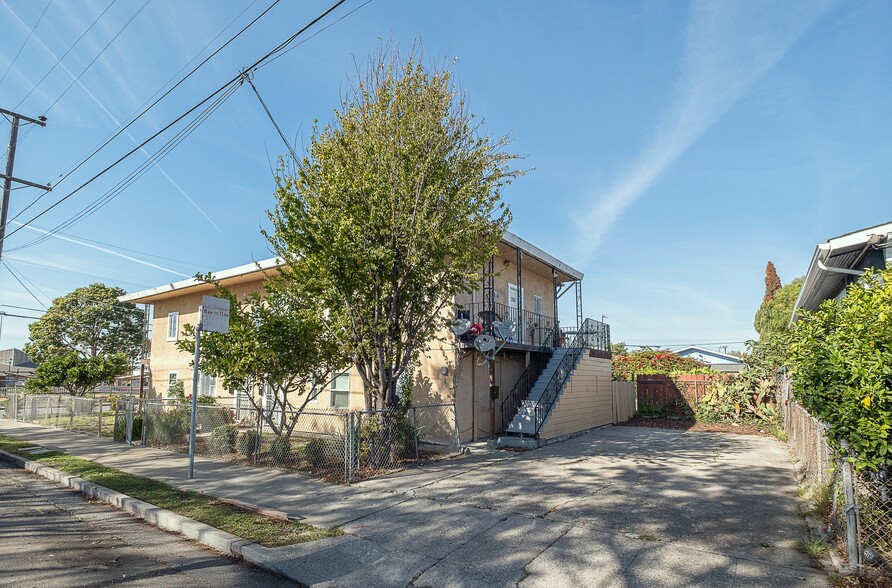 More Photos Of 701 Alamo Ave, Richmond Apartments For Sale