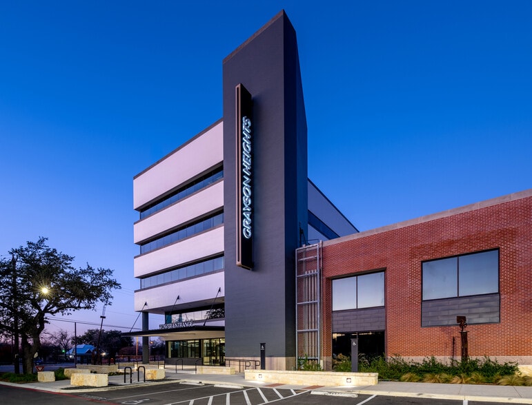 More Photos Of 1422 E Grayson St, San Antonio Office For Lease