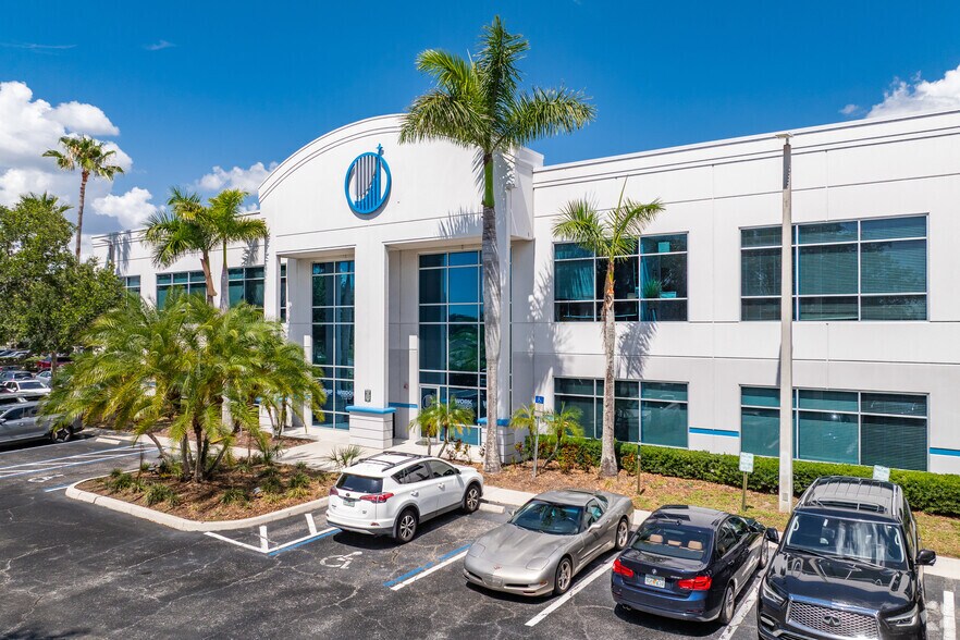 Primary Photo Of 2511 Corporate Way, Palmetto Light Distribution For Lease