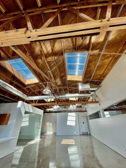 More Photos Of 1745 Berkeley St, Santa Monica Loft Creative Space For Lease