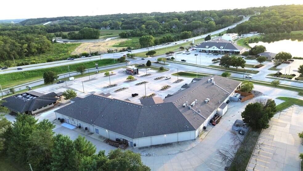 More Photos Of 1225 Copper Creek Dr, Des Moines Unknown For Lease