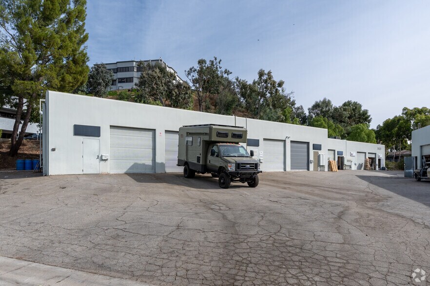 More Photos Of 31121-31131 Via Colinas, Westlake Village Unknown For Sale