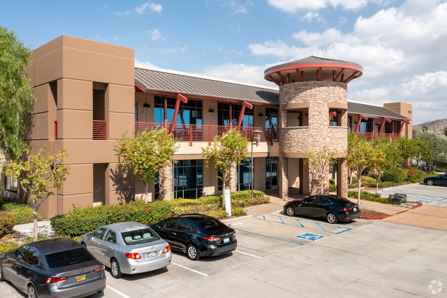 More Photos Of 1801 3rd St, Norco Unknown For Lease