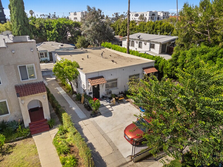 More Photos Of 5736 La Mirada Ave, Los Angeles Apartments For Sale