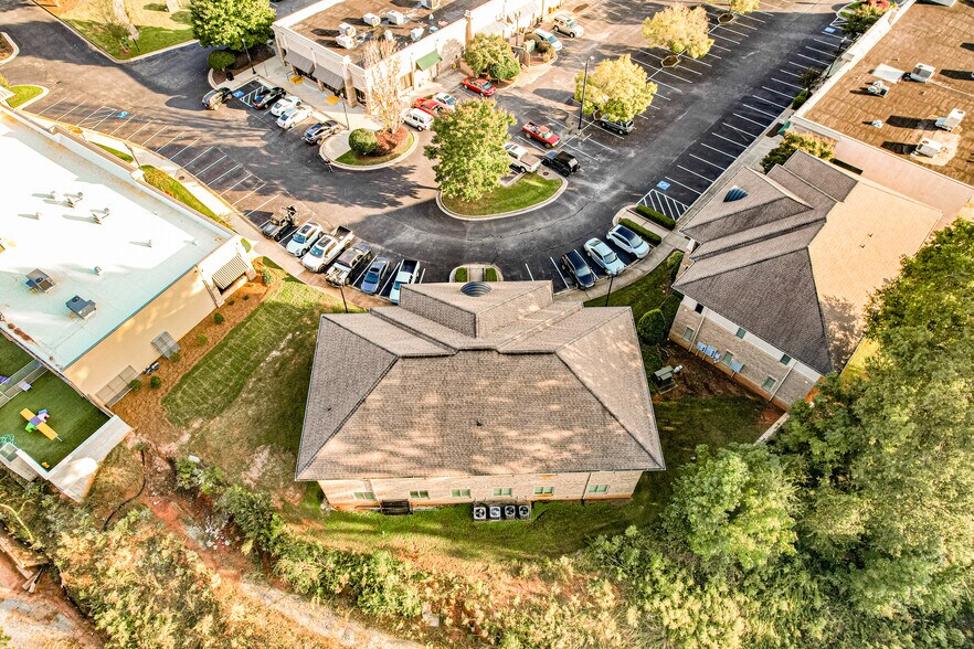 More Photos Of 110 Harmony Crossing, Eatonton Medical For Lease