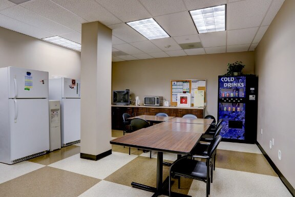 More Photos Of 11111 Katy Fwy, Houston Office For Lease