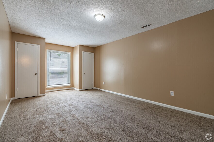 More Photos Of 3610 Spottswood, Memphis Apartments For Sale