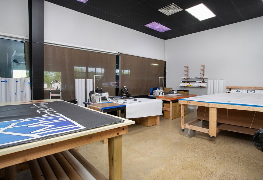 More Photos Of 2850 S Southwest Loop 323, Tyler Distribution For Lease