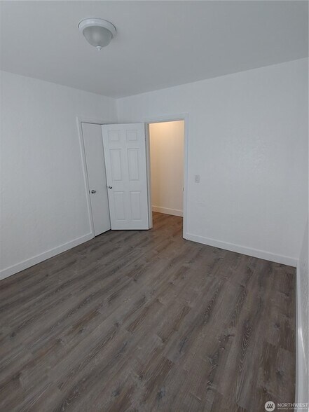 More Photos Of 1700 California Ave S, Long Beach Apartments For Sale