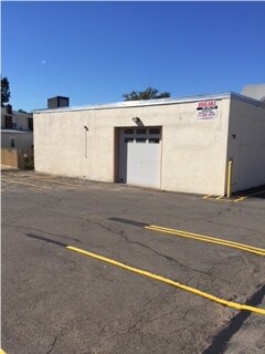Primary Photo Of 1008-1018 Hoyt Ave, Ridgefield Warehouse For Lease