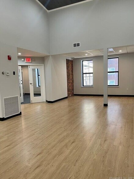 More Photos Of 130 Court St, New Haven Office Residential For Sale